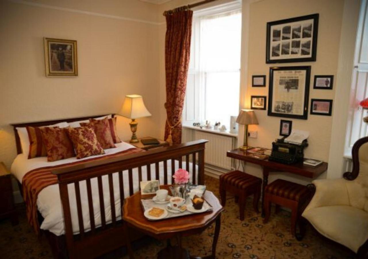 Bush Hotel County Leitrim Exterior foto